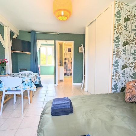 Studio Silhem Saint-Germain-les-Belles Екстериор снимка